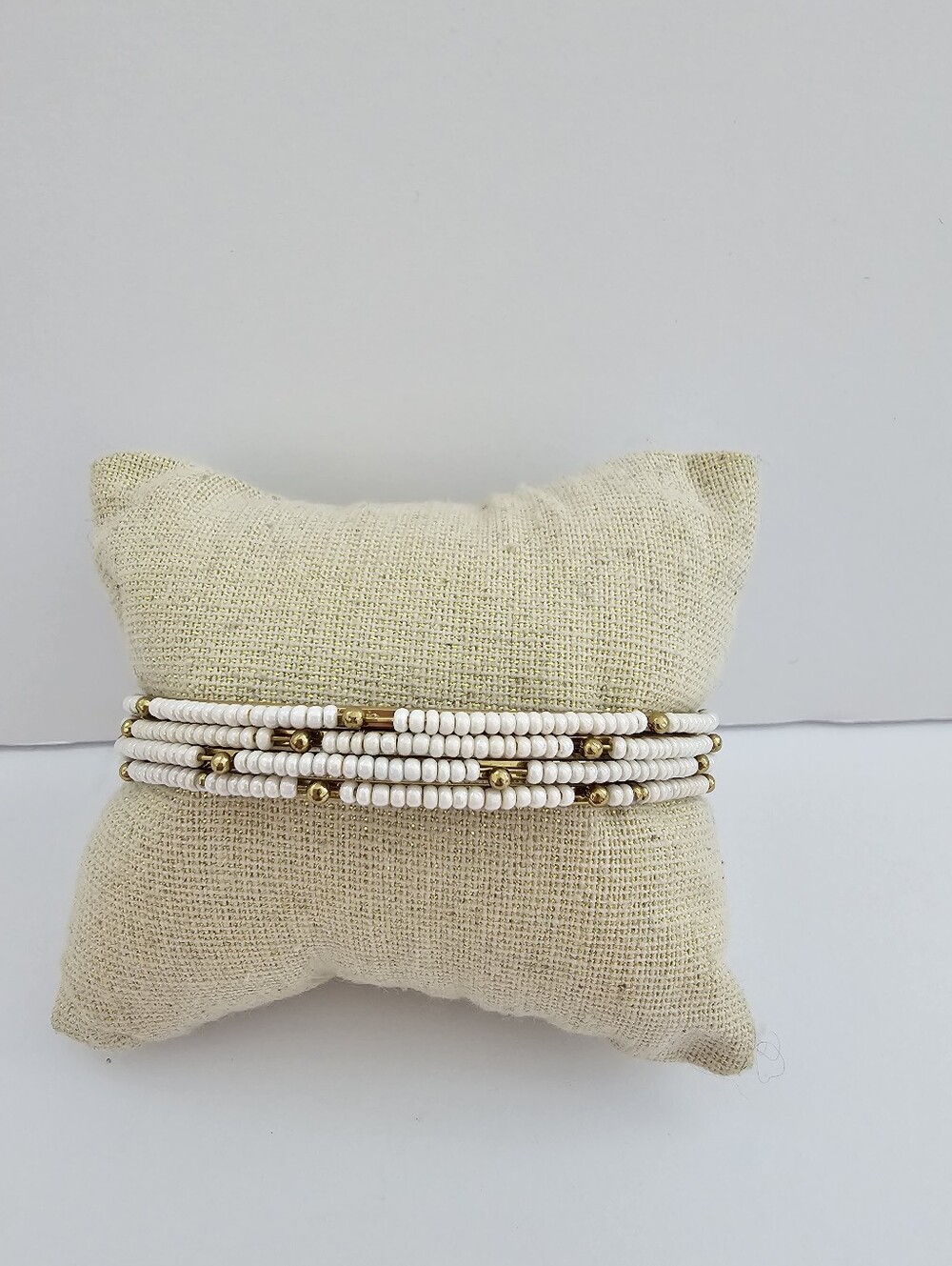 White Seed Bead Bangle Bracelets Gold Tone Accent Stackable Stack Set of Four
